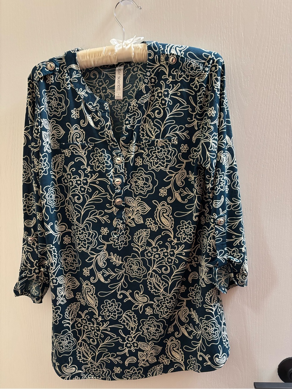 Dear Scarlett Teal Floral Button-Front Tunic Small